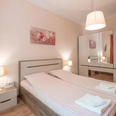 Apartament Pick! Spacious 2 Bedroom *
